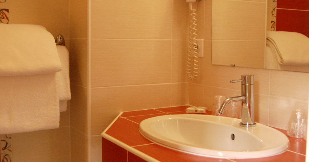 Hotel Le Madrigal ซาร์ลา-ลา-กาเนดา ภายนอก รูปภาพ