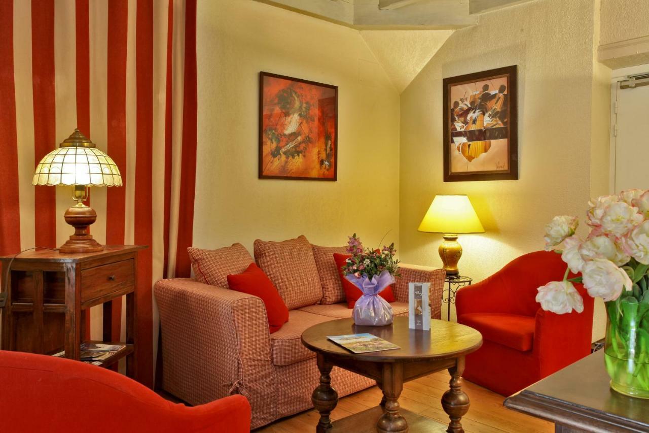 Hotel Le Madrigal ซาร์ลา-ลา-กาเนดา ภายนอก รูปภาพ